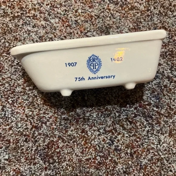 The Plaza White Ceramic Trinket Dish - Picture 5 of 6